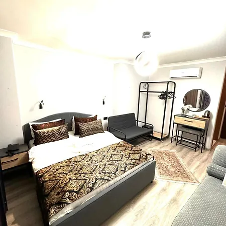 The Diderot Hotel 2*